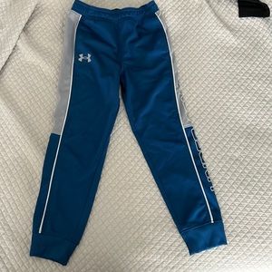 Blue size 6 boys under Armour jogger pants